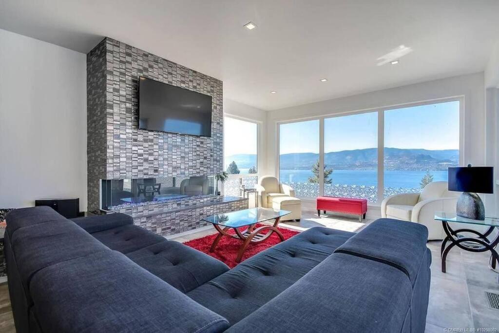 The Infiniti Villa Kelowna Esterno foto